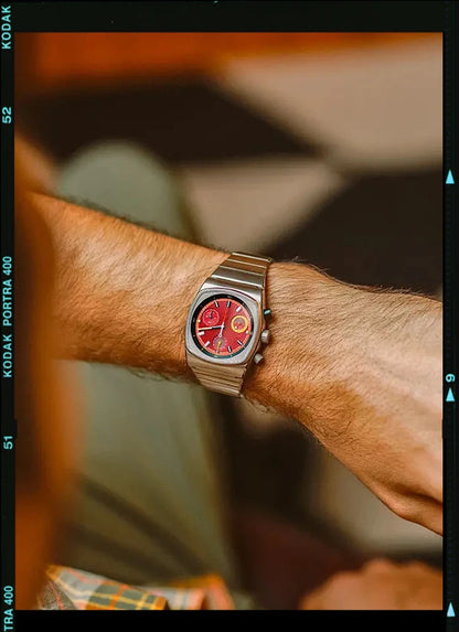 CILOA Red Square – Men’s Sport Quartz Watch (2025 Edition)